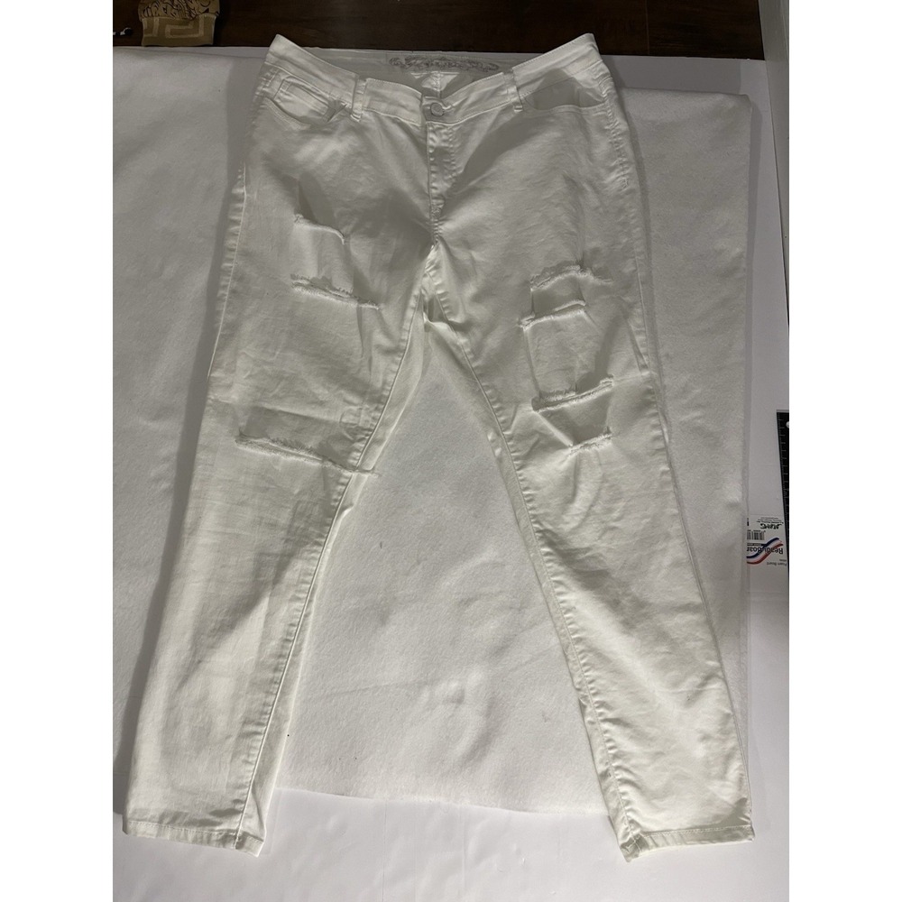 Women's White Wax Jeans Size 18 High Waist Modem Design Pockets